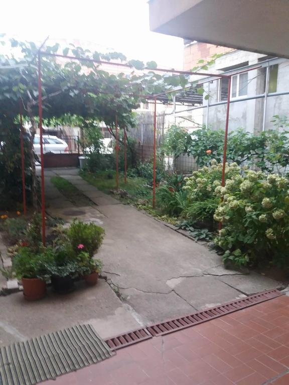 Julija Guest House Ohrid Bagian luar foto